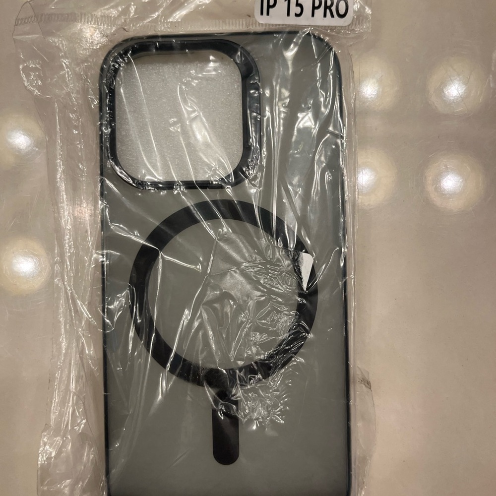 TP 15 Pro Black Phone Case